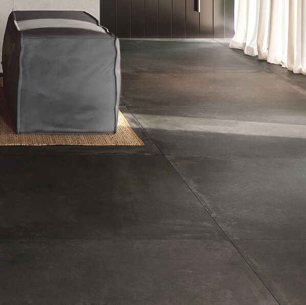 Helle Betonoptik bei Fliesenrabatte