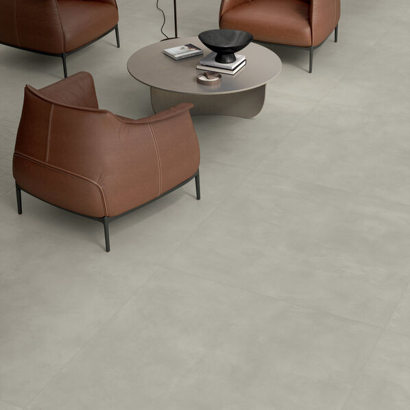 Helle Betonoptik bei Fliesenrabatte