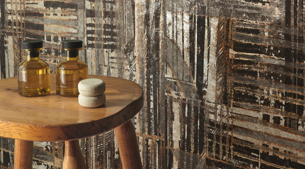 Monocibec Monogram Glyph