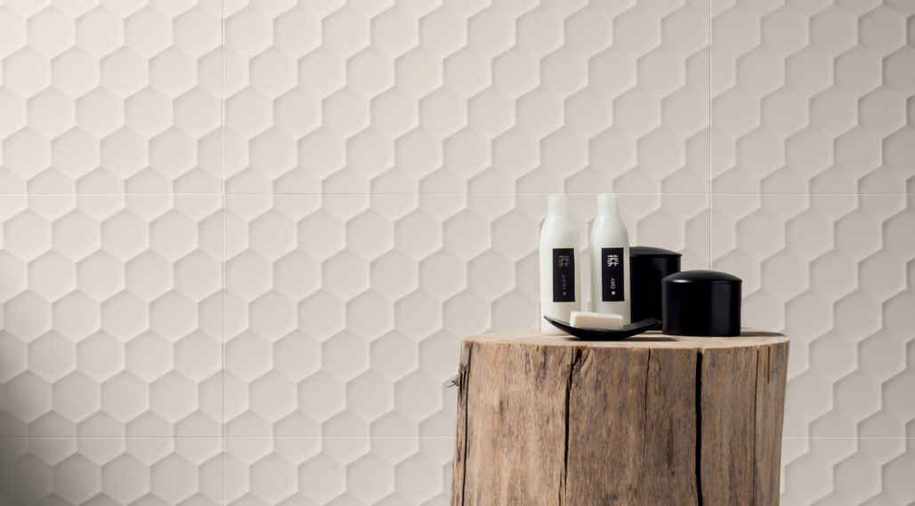 marca-corona-4d-hexagon-white