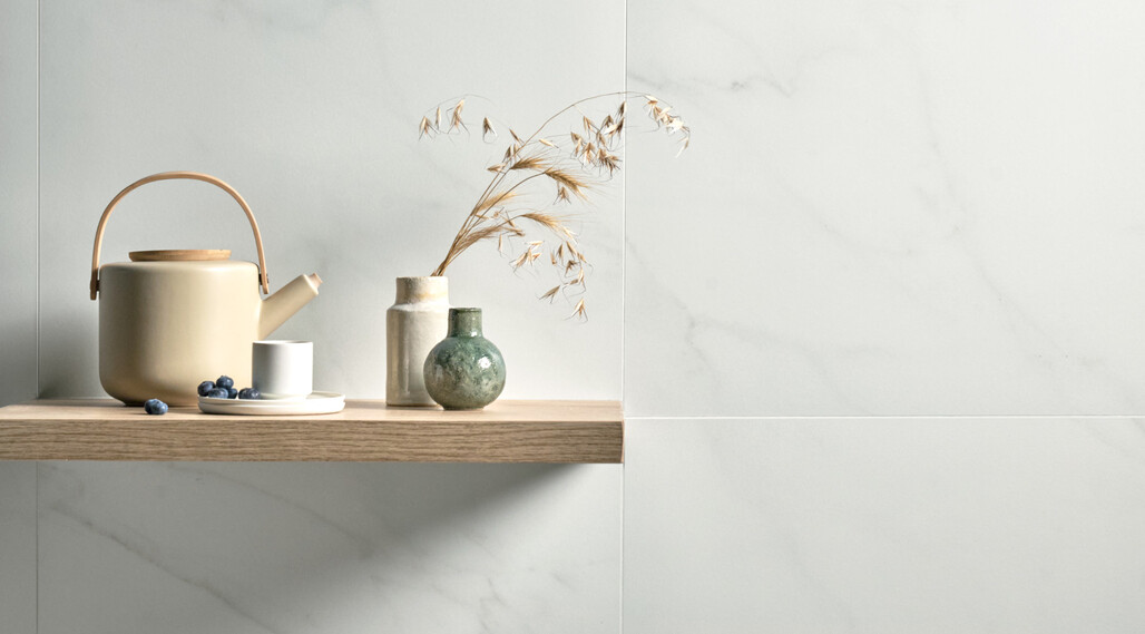 marca-corona-scultorea-delicata-bianco-soft