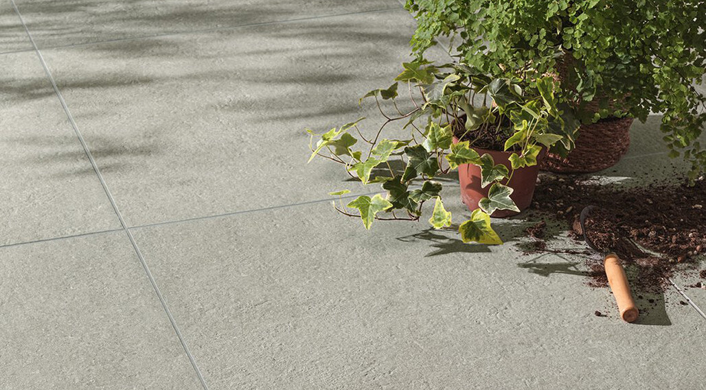 marca-corona-lithora-outdoor-grey