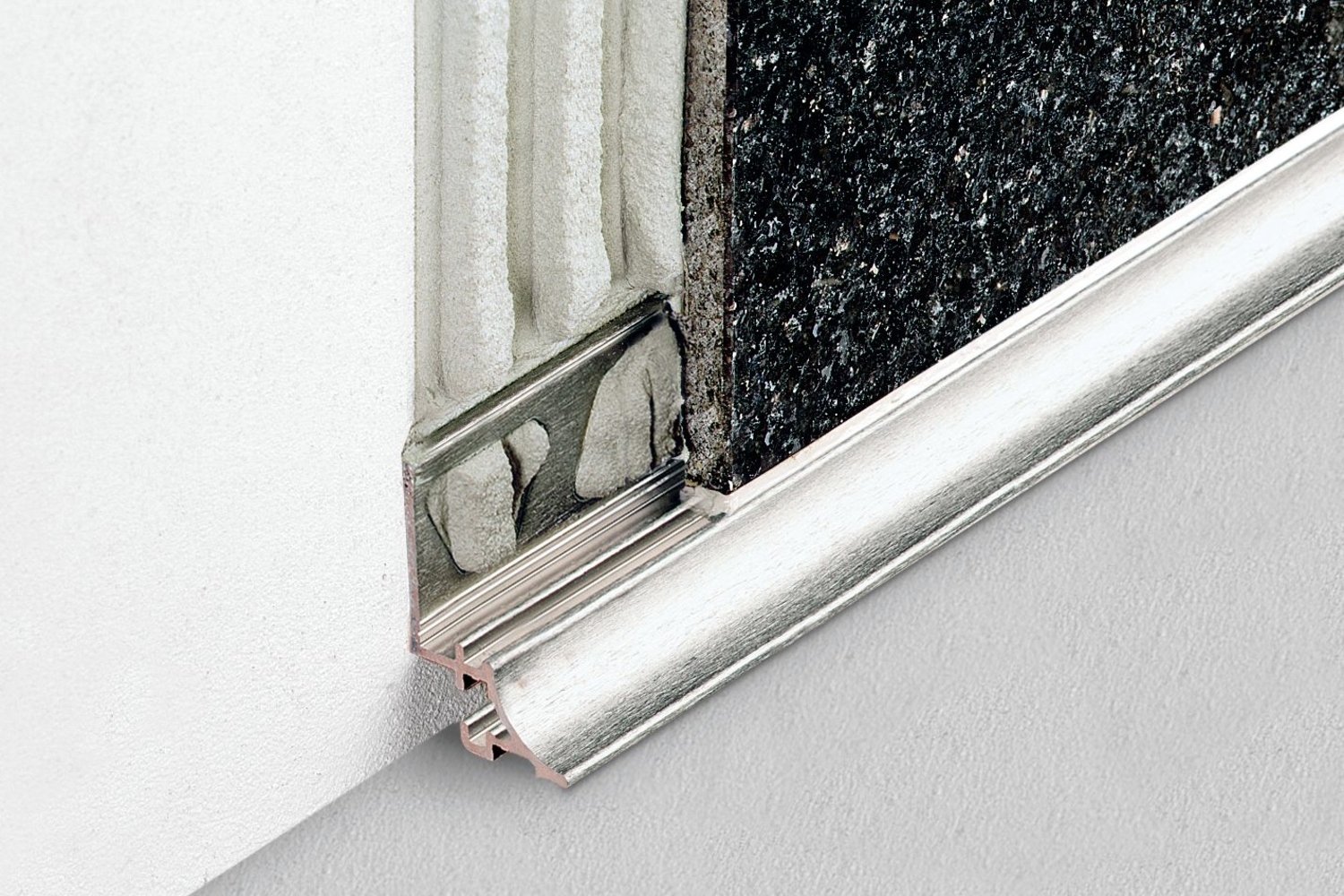 Schlüter Systems DILEX-AHKA Innenecke Aluminium chrom gebürstet eloxiert I90/AHKA/ACGB