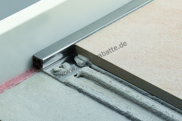 Schlüter Systems DILEX-EKSA 4VA Anschlussprofil Edelstahl V4A HB - Hellbeige Höhe: 11 mm Breite: 12 mm Länge: 2,5 m EKSA110HB/V4A | 392755