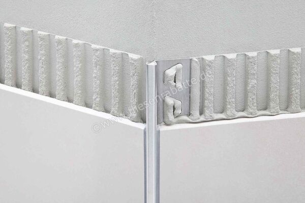  Schlüter Systems DECO-DE-EB-S Abschlussprofil Edelstahl V2A edelstahl gebürstet Höhe: 12,5 mm Länge: 2,5 m DE125EBS | 422389