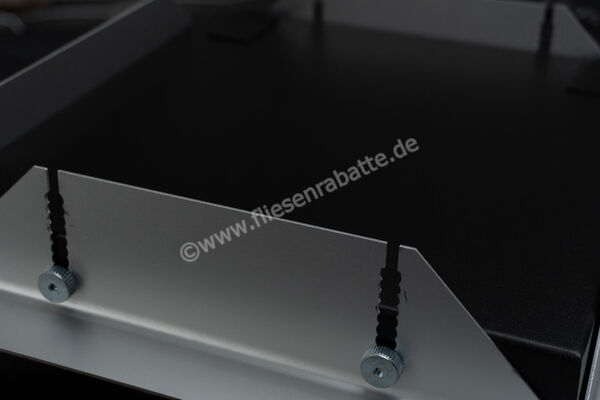  Schlüter Systems DESIGN-NICHE Nische Rahmen höhenverstellbar 3-55mm B x H x T (mm) = 298 x 298 x 91,5 Alu farbig beschichtet MGS - Graphitschwarz matt Höhe: 298 mm Breite: 298 mm DN1MGS | 532350