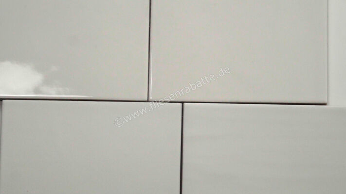  Dune Ceramica Berlin White 14.7x14.7 cm Bodenfliese / Wandfliese Glänzend Strukturiert Gloss 188047 | 565355