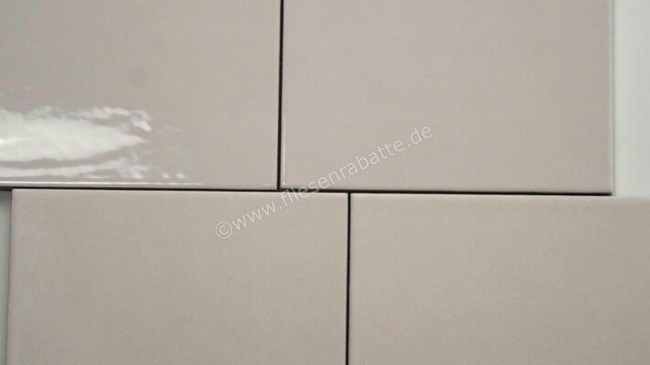  Dune Ceramica Berlin Bone 14.7x14.7 cm Bodenfliese / Wandfliese Glänzend Strukturiert Gloss 188043 | 565361