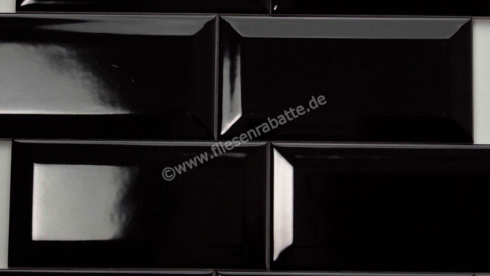  Dune Ceramica Metro Black 7.5x15 cm Wandfliese Glänzend Ungleichmäßige Textur Glossy E230883 | 565391