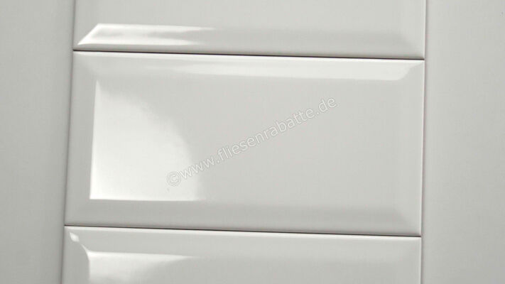  Dune Ceramica Metro White 10x20 cm Wandfliese Glänzend Ungleichmäßige Textur Glossy E230873 | 565394